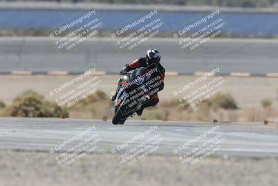 media/Oct-02-2025-Racers Edge (Thu) [[2c91cb6ab3]]/3-B Group/Session 2-Turn 14 (11am)/